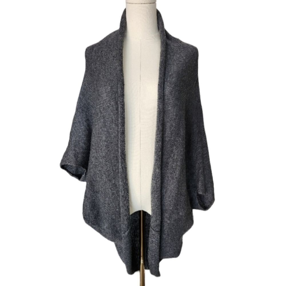 Zara grey knit Shawl Batwing shrug sweater - Size Medium